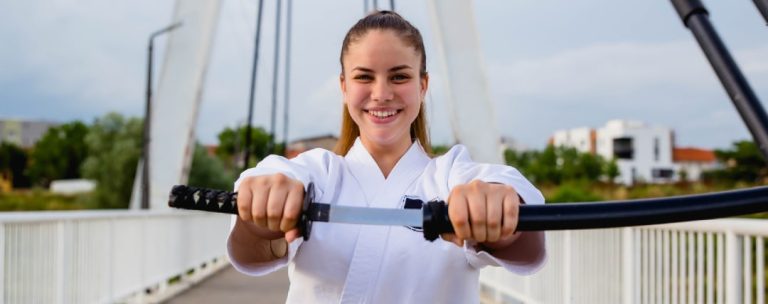 Tecniche per maneggiare una katana